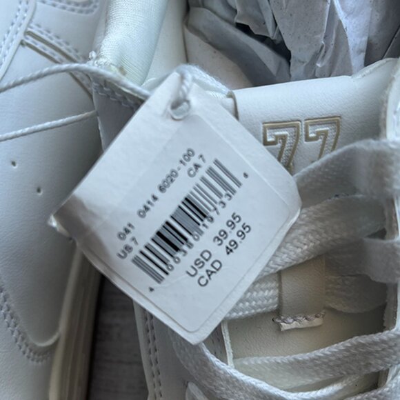 NWT AMERICAN EAGLE OUTFITTERS White Leather Sneakers / Trainers Women's Size 7 - Picture 4 of 6